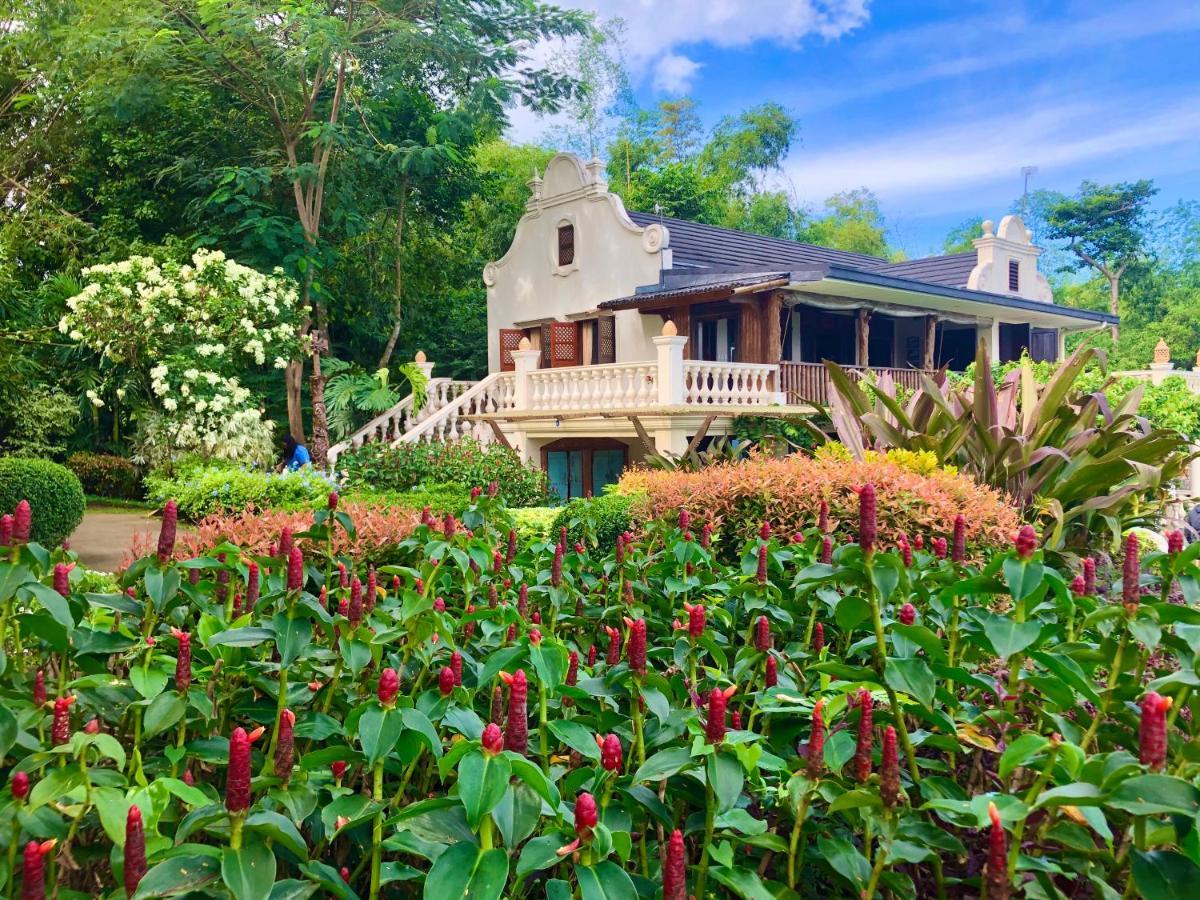Ataalaya Farmhouse Batangas Exterior photo