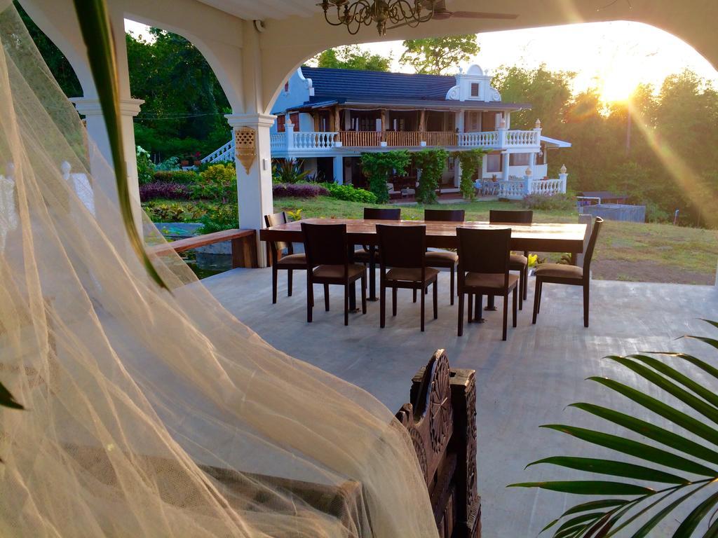 Ataalaya Farmhouse Batangas Exterior photo